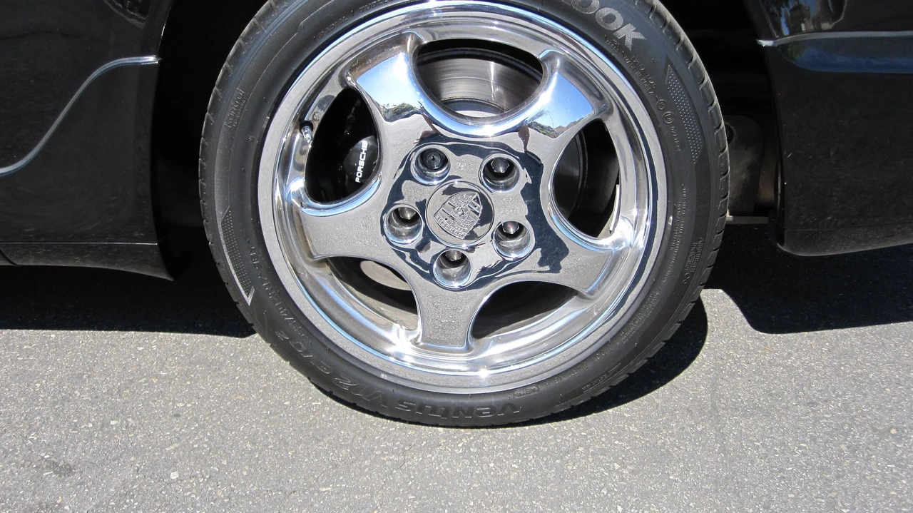 1991 Porsche 964 Carrera - Image 6 of 24