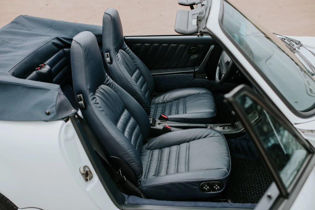 1991 Porsche 964 Carrera - Image 11 of 31