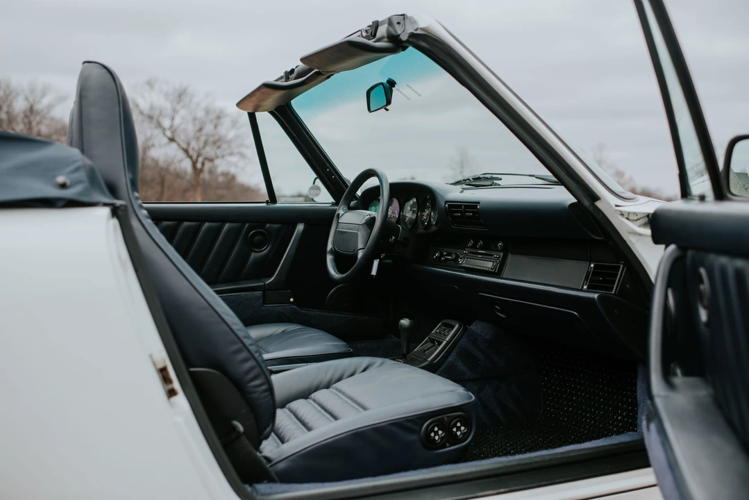1991 Porsche 964 Carrera - Image 15 of 31