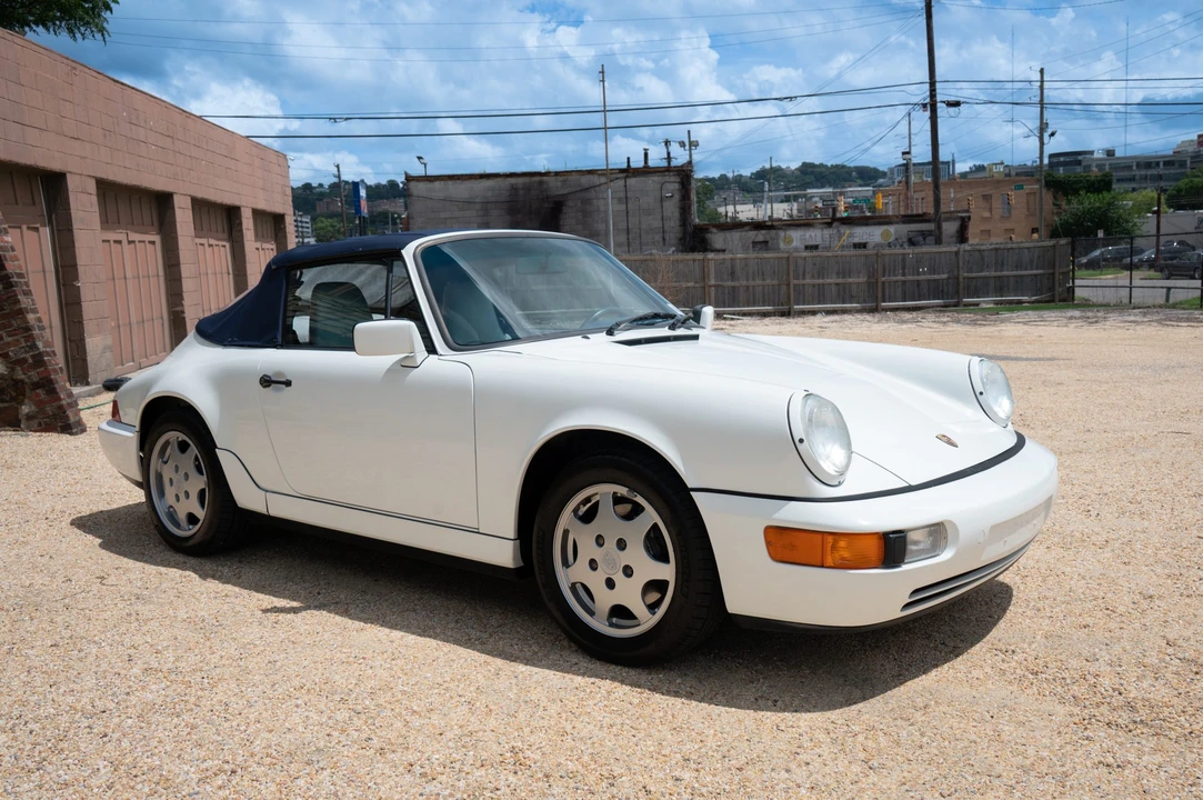 1991 Porsche 964 Carrera - Image 13 of 31