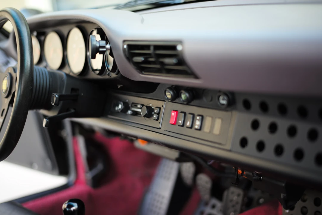 1991 Porsche 964 Carrera - Image 19 of 31
