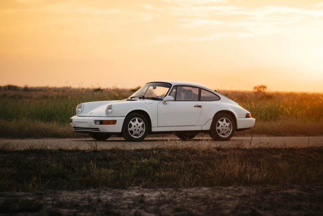 1991 Porsche 964 Carrera - Image 8 of 31
