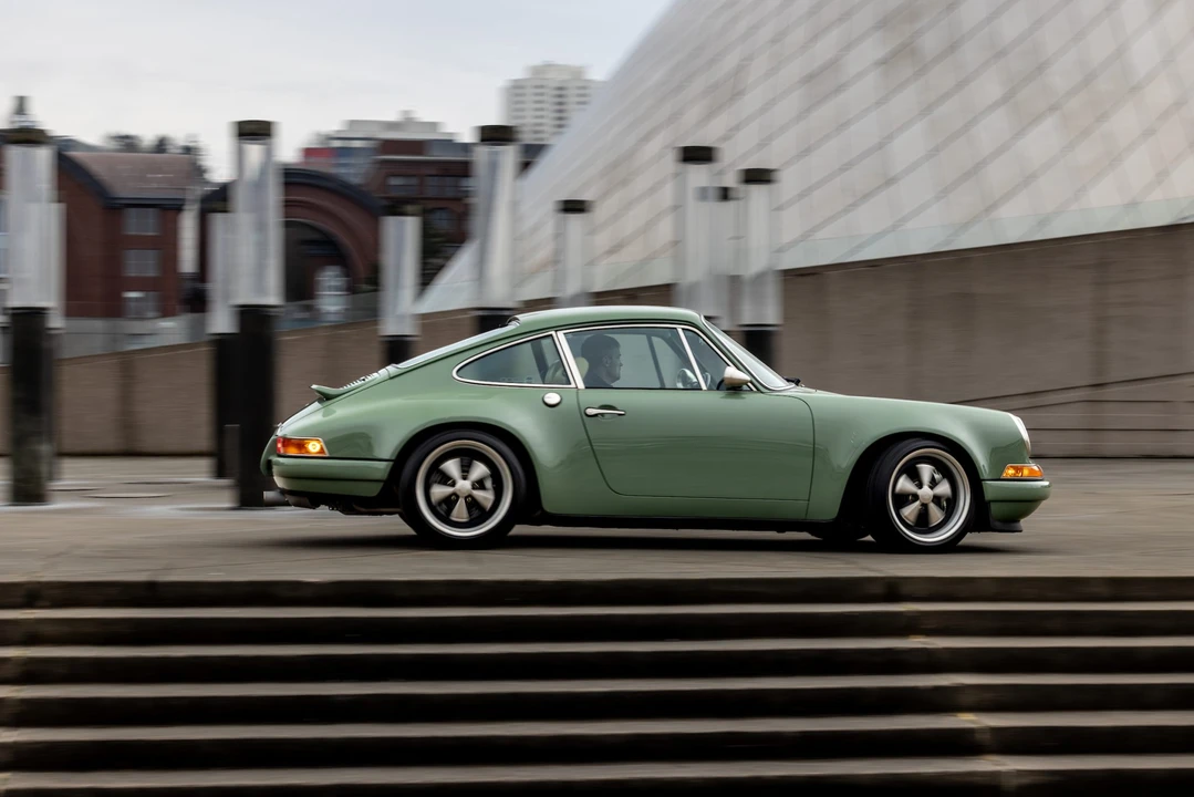 1991 Porsche Reimagined by Singer - Image 23 of 31