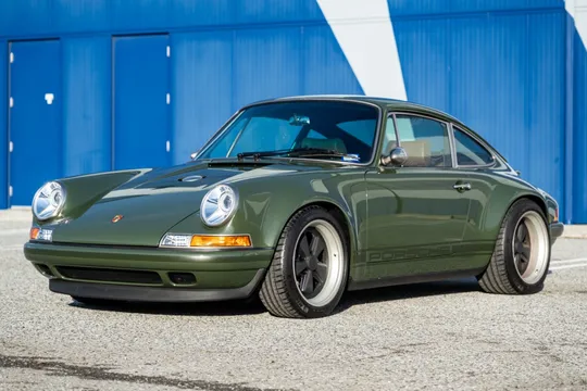 1991 Porsche 911 Carrera 2 Coupe