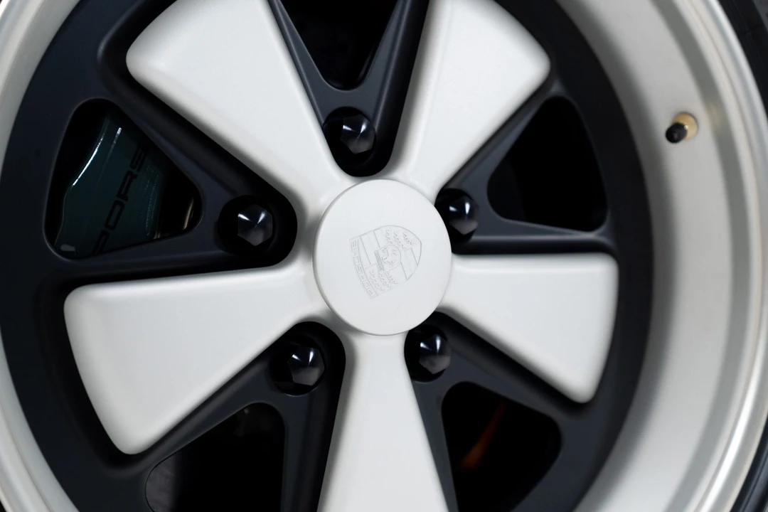 1991 Porsche Reimagined by Singer - Image 29 of 31