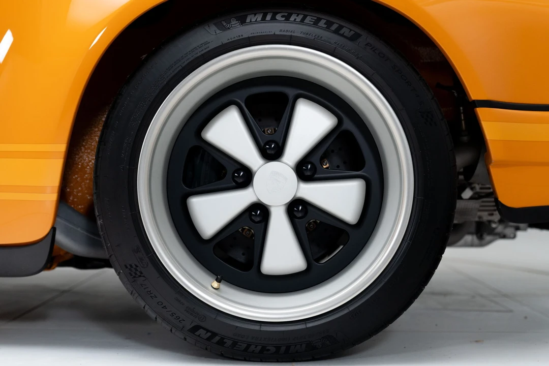 1991 Porsche Reimagined by Singer - Image 28 of 31