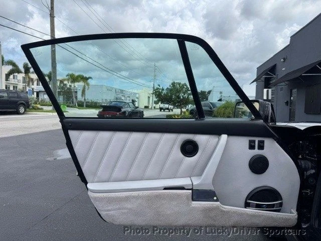1991 Porsche 964 Carrera - Image 11 of 12