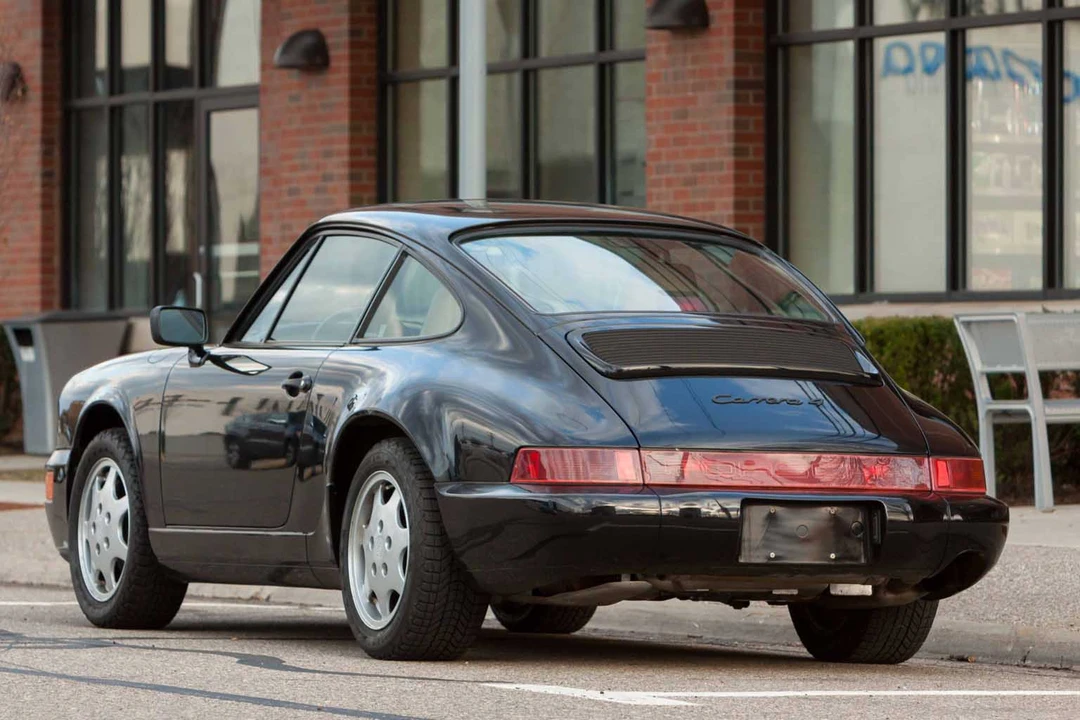 1991 Porsche 964 Carrera 4 - Image 6 of 31