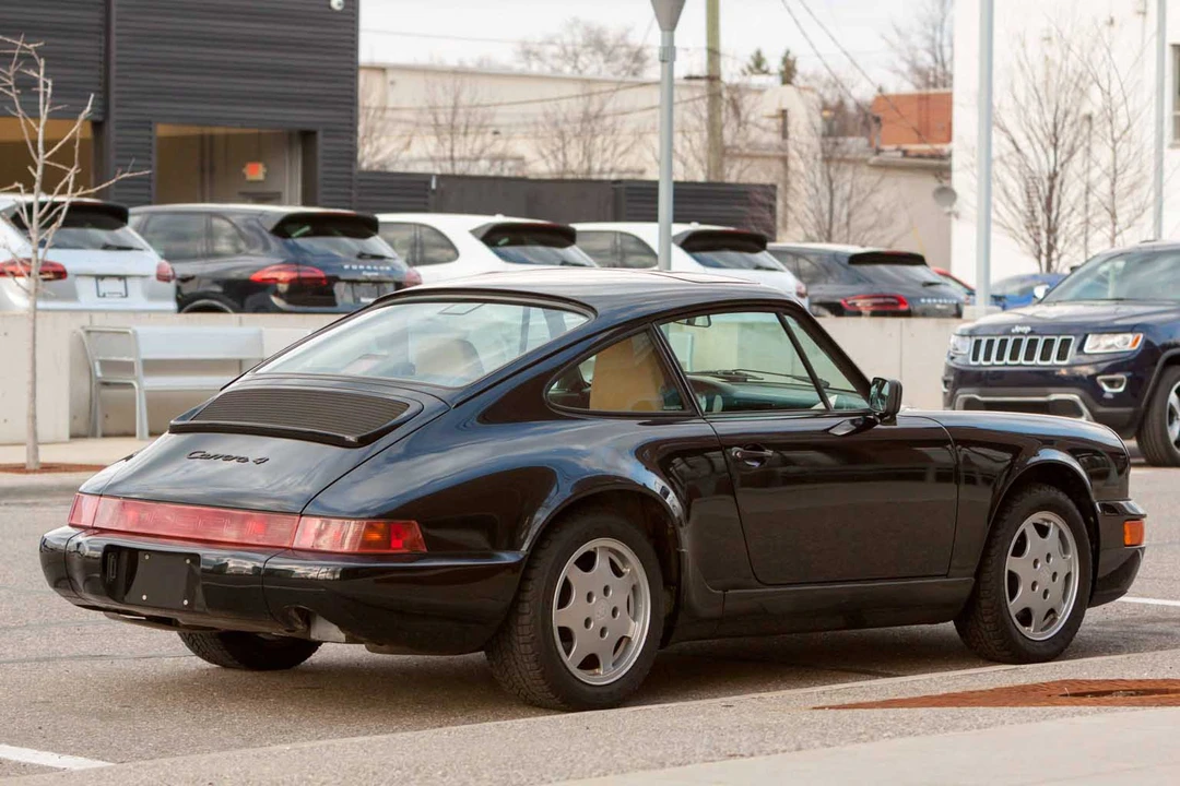 1991 Porsche 964 Carrera 4 - Image 4 of 31