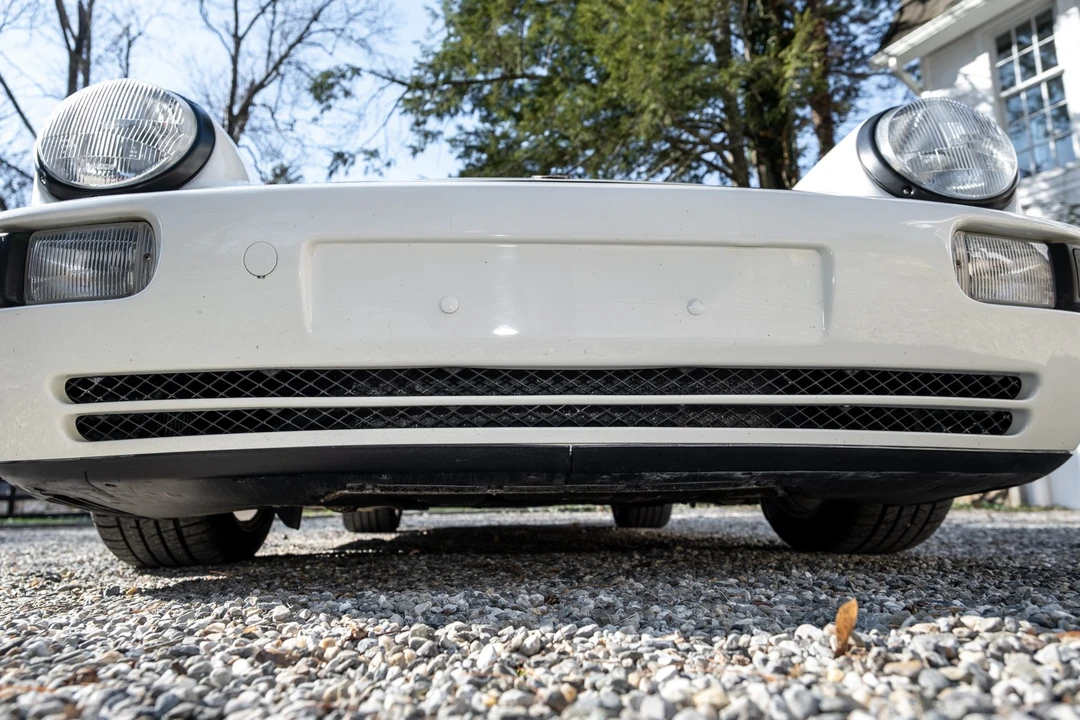 1991 Porsche 964 Carrera 4 - Image 25 of 31