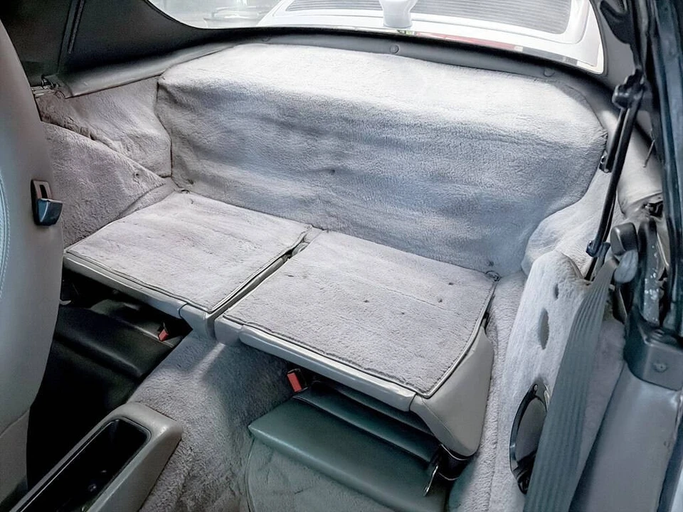 1991 Porsche 964 Carrera 4 - Image 17 of 21