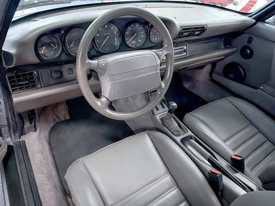 1991 Porsche 964 Carrera 4 - Image 14 of 21