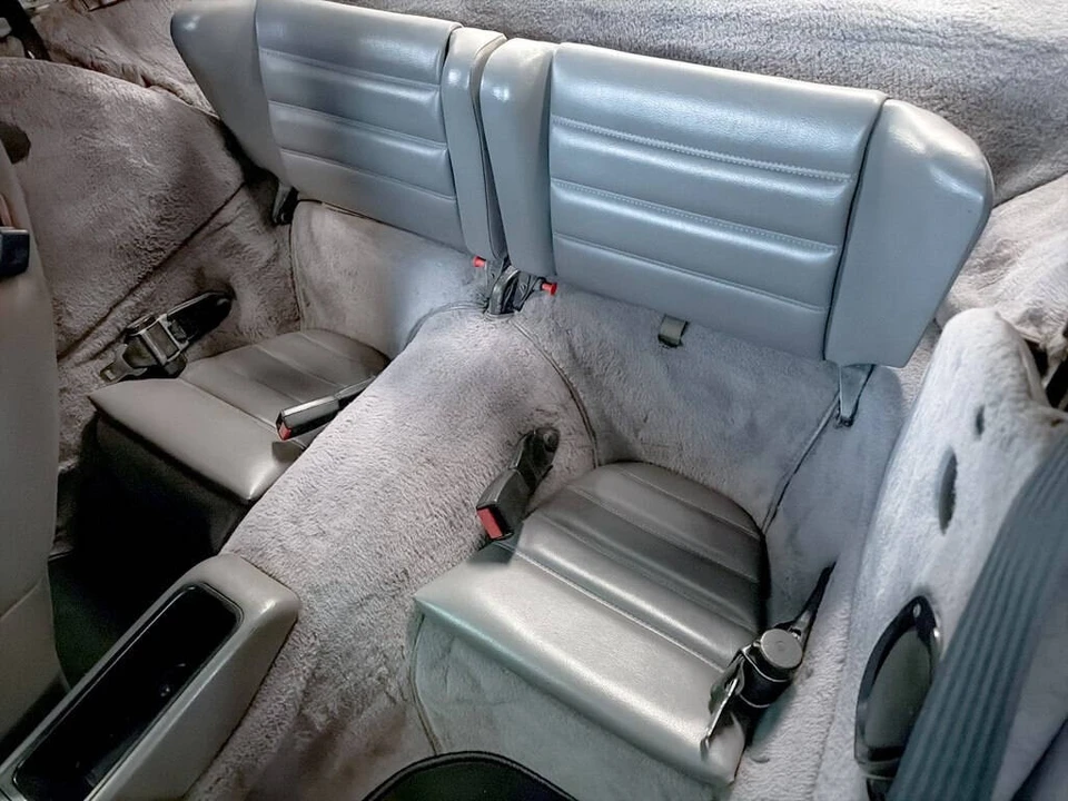 1991 Porsche 964 Carrera 4 - Image 18 of 21