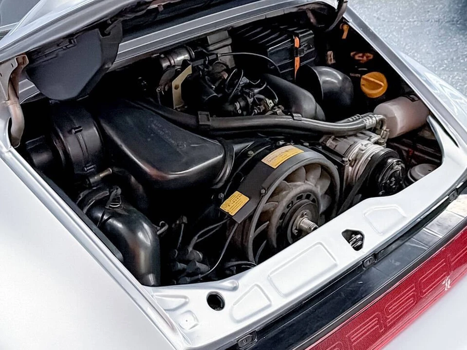 1991 Porsche 964 Carrera 4 - Image 20 of 21