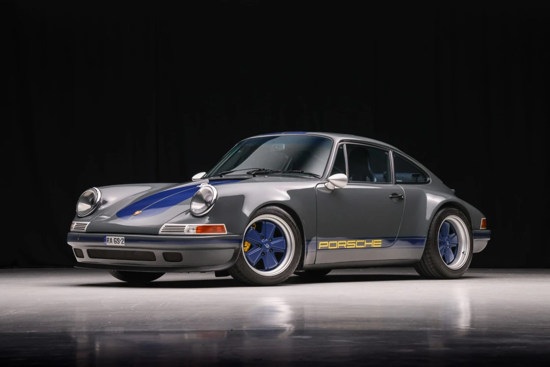 1991 Porsche 964 Carrera 4 - Image 5 of 31