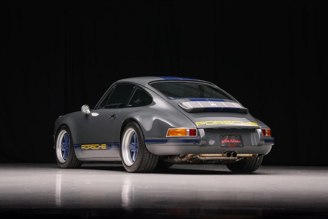 1991 Porsche 964 Carrera 4 - Image 9 of 31