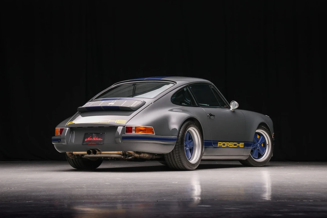 1991 Porsche 964 Carrera 4 - Image 13 of 31