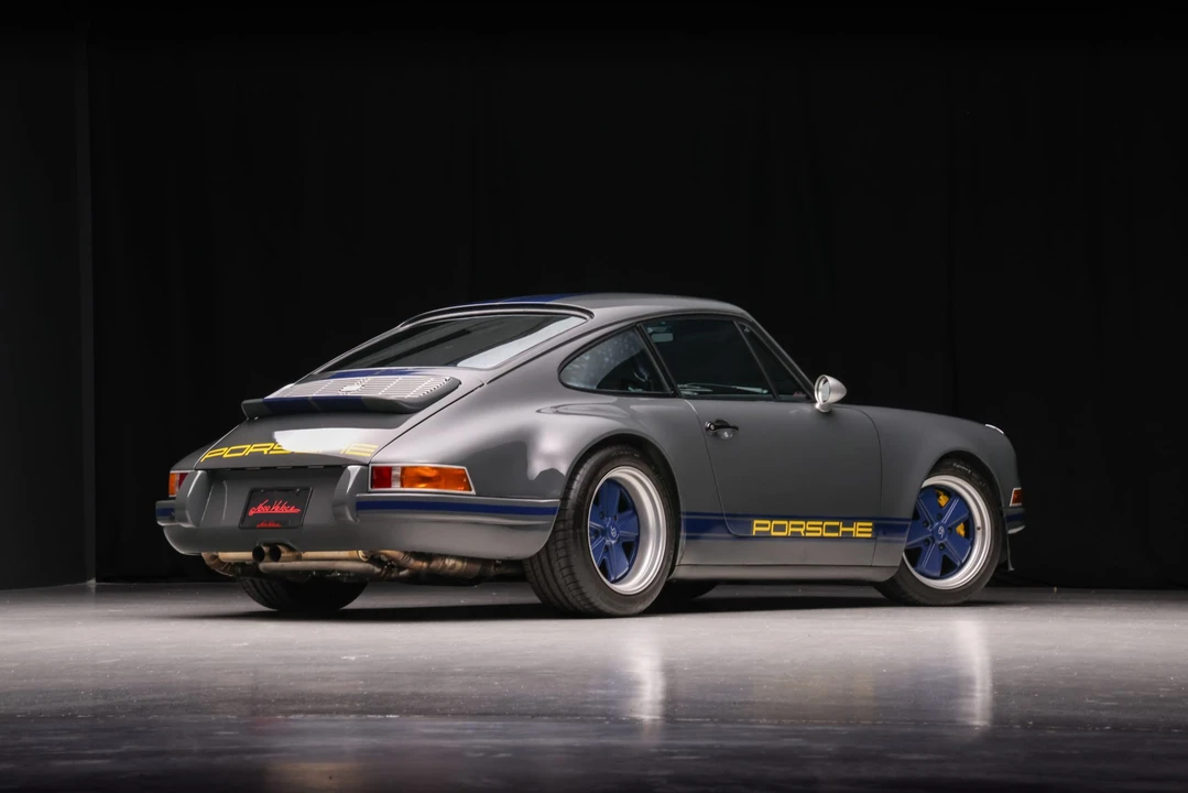 1991 Porsche 964 Carrera 4 - Image 15 of 31