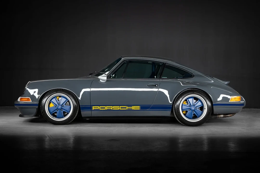 1991 Porsche 964 Carrera 4 - Image 4 of 6