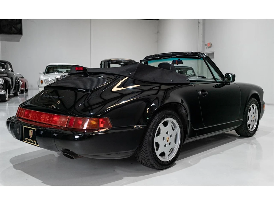 1991 Porsche 964 Carrera 4 - Image 7 of 31