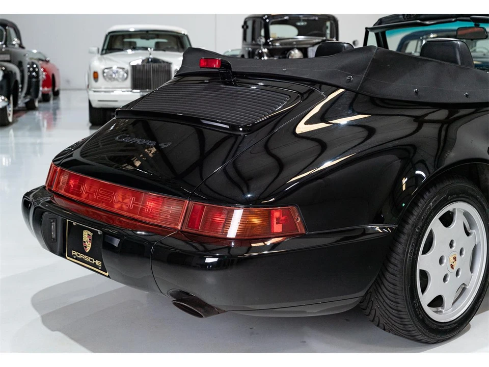 1991 Porsche 964 Carrera 4 - Image 27 of 31