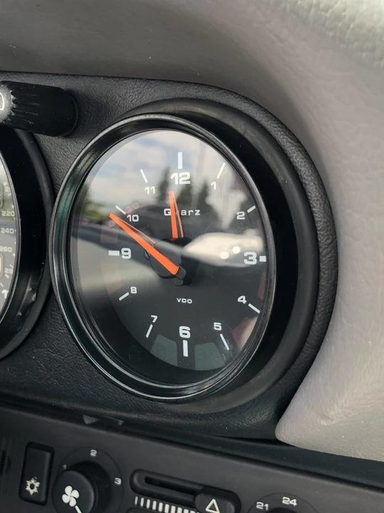 1991 Porsche 964 Carrera 4 - Image 17 of 31