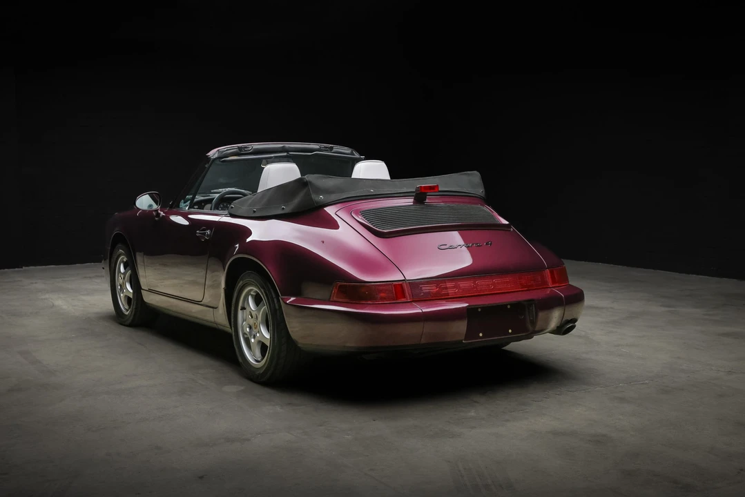 1991 Porsche 964 Carrera 4 - Image 18 of 31