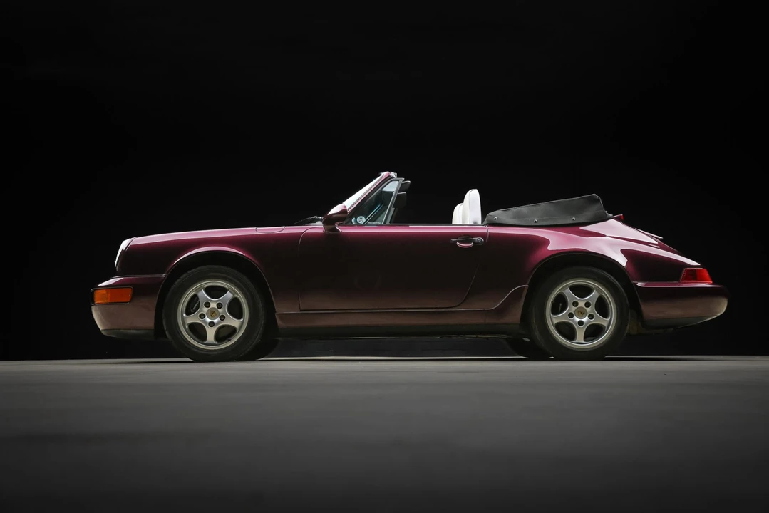 1991 Porsche 964 Carrera 4 - Image 14 of 31