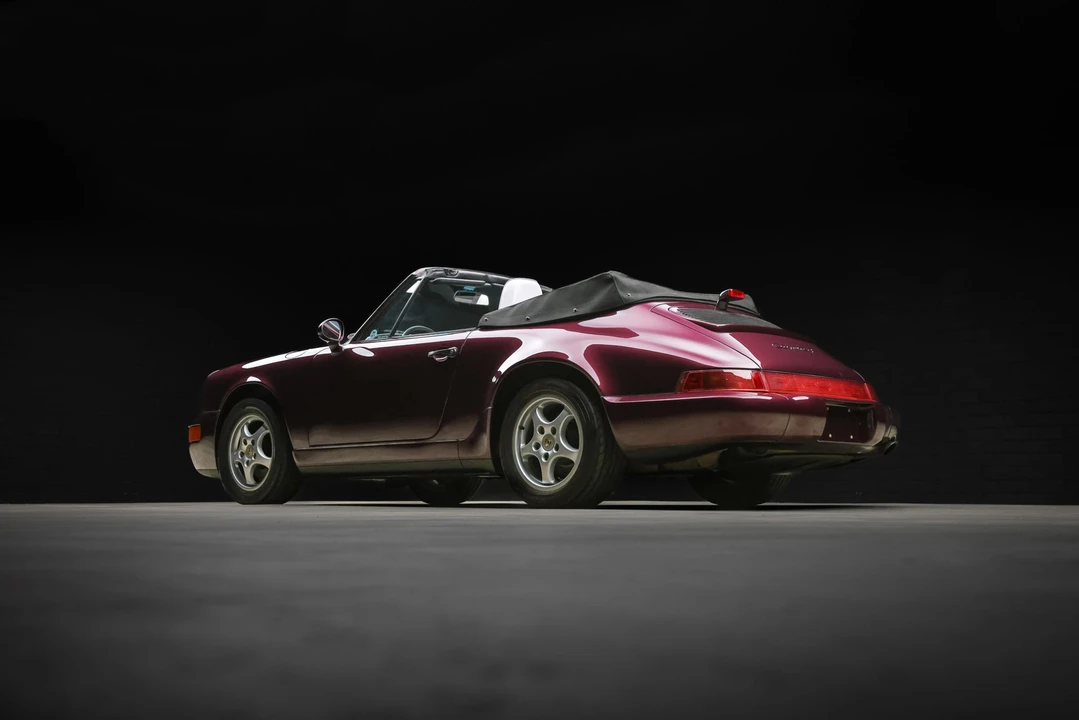 1991 Porsche 964 Carrera 4 - Image 16 of 31