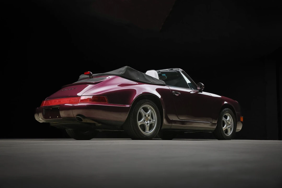 1991 Porsche 964 Carrera 4 - Image 27 of 31