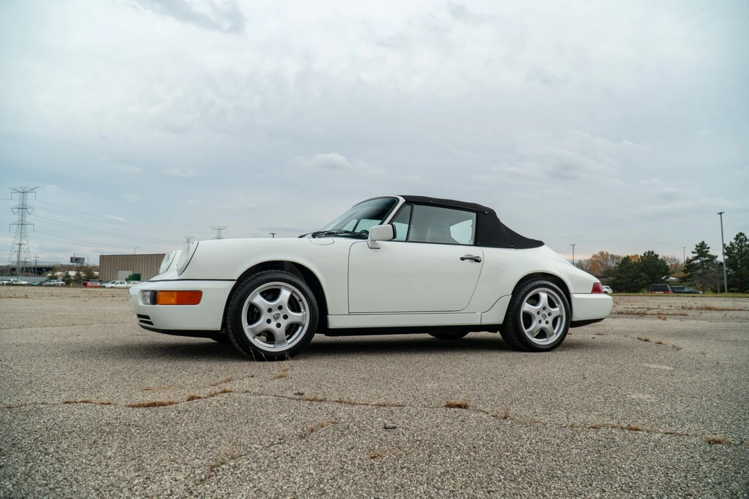 1991 Porsche 964 Carrera 4 - Image 7 of 31