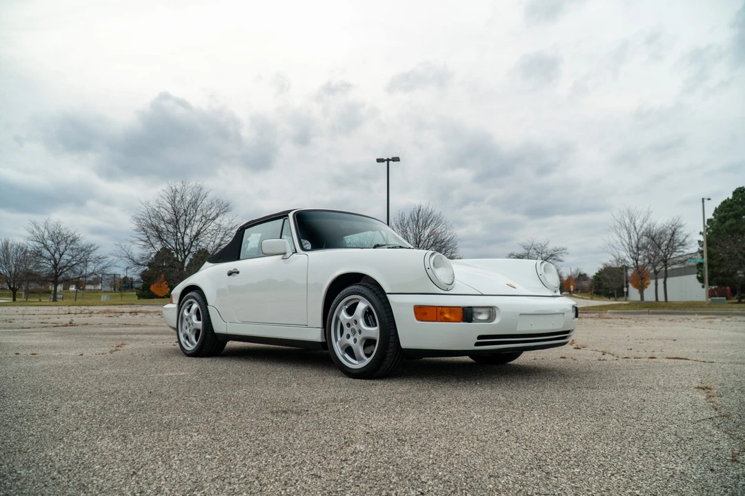1991 Porsche 964 Carrera 4 - Image 18 of 31