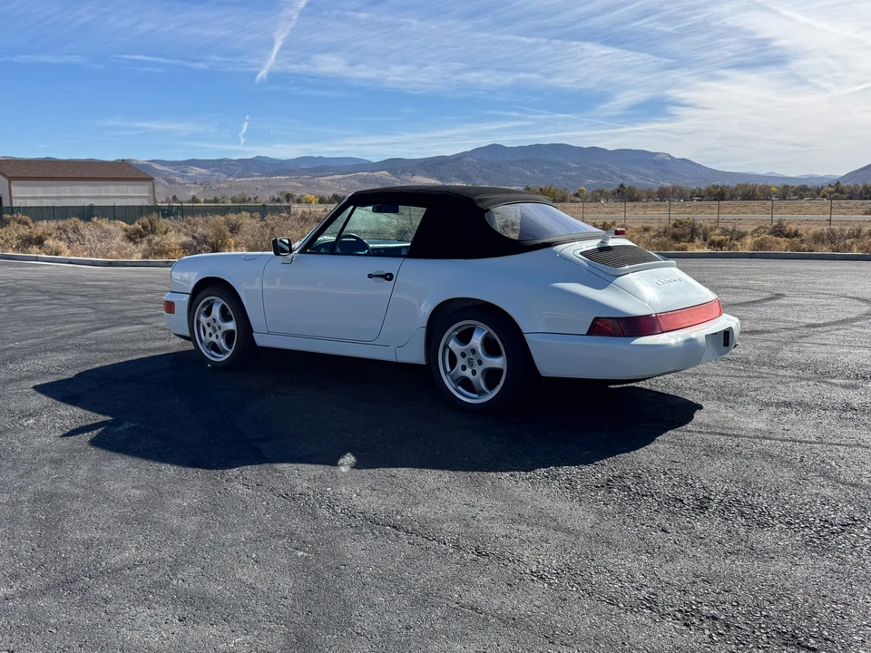 1991 Porsche 964 Carrera 4 - Image 9 of 31