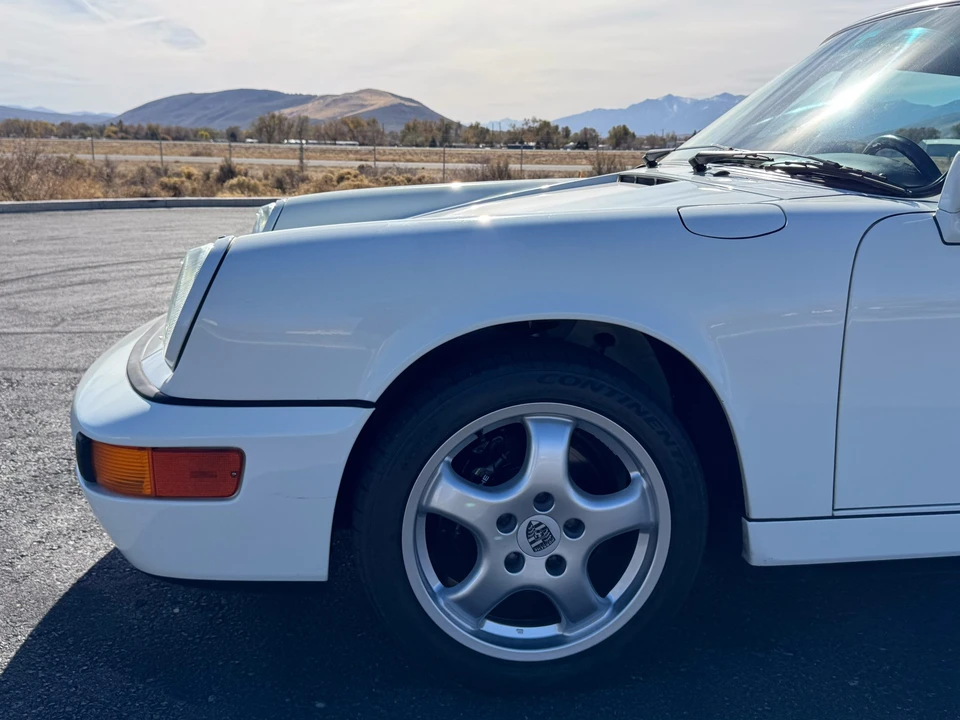 1991 Porsche 964 Carrera 4 - Image 16 of 31
