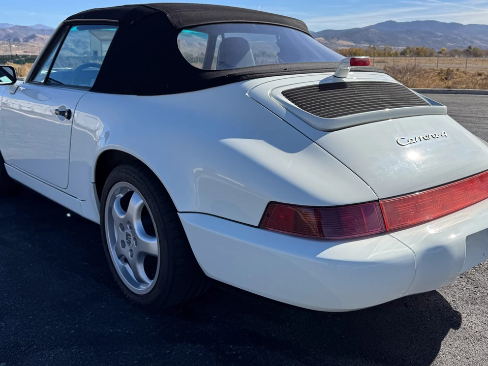 1991 Porsche 964 Carrera 4 - Image 15 of 31