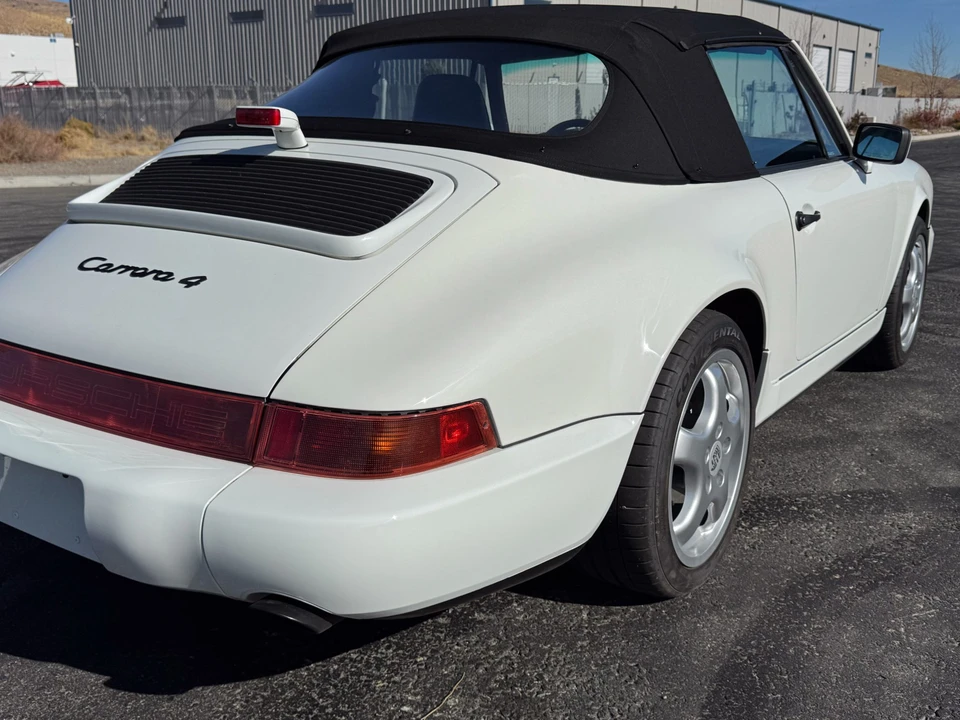 1991 Porsche 964 Carrera 4 - Image 13 of 31