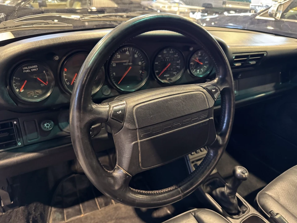 1991 Porsche 964 Carrera 4 - Image 27 of 31