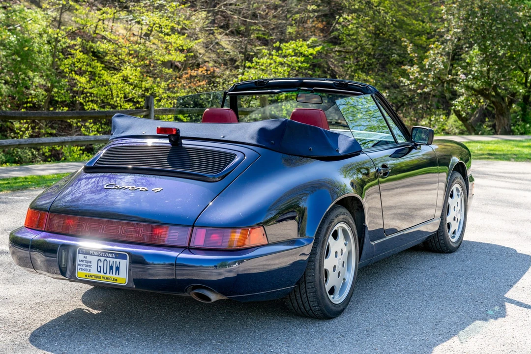1991 Porsche 964 Carrera 4 - Image 14 of 31