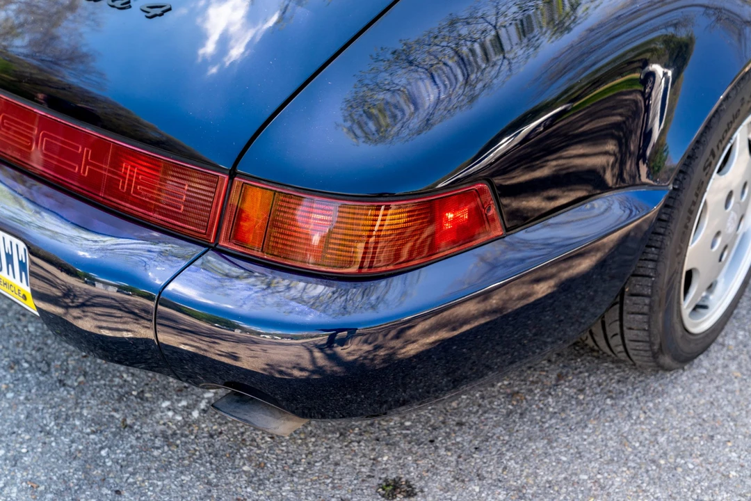 1991 Porsche 964 Carrera 4 - Image 25 of 31