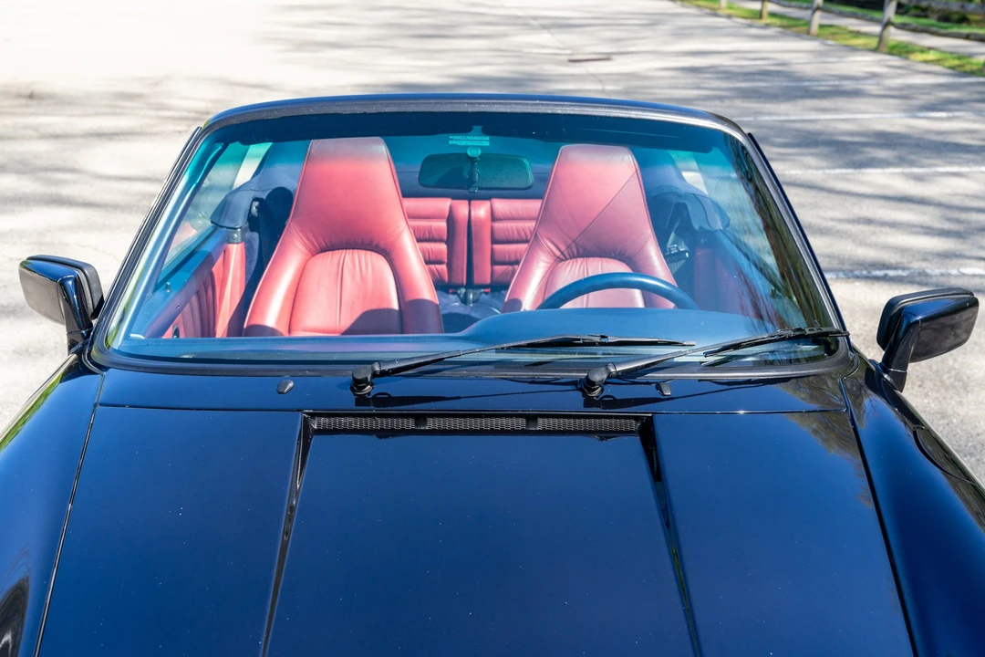 1991 Porsche 964 Carrera 4 - Image 29 of 31