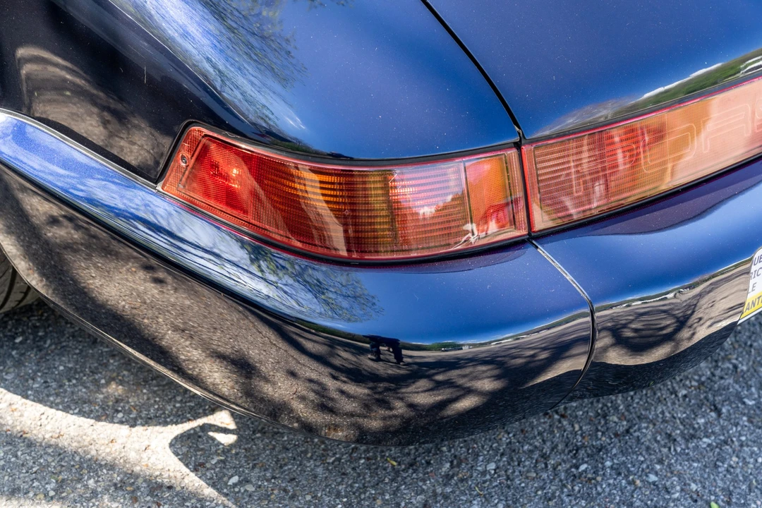 1991 Porsche 964 Carrera 4 - Image 24 of 31