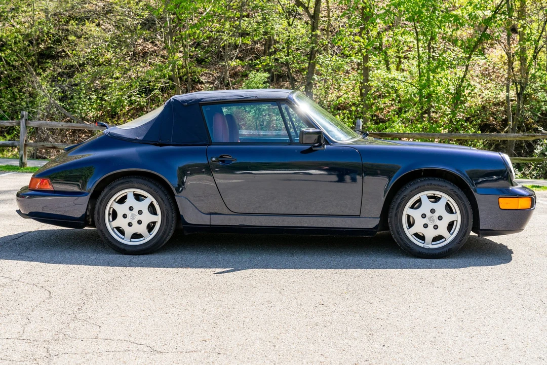 1991 Porsche 964 Carrera 4 - Image 7 of 31