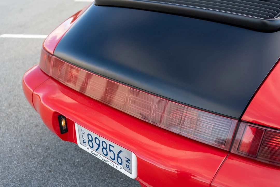 1991 Porsche 964 Carrera 4 - Image 25 of 31