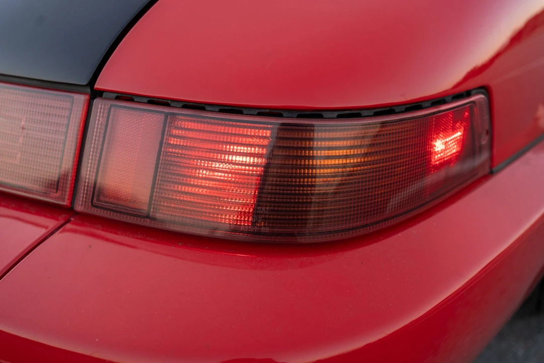 1991 Porsche 964 Carrera 4 - Image 27 of 31