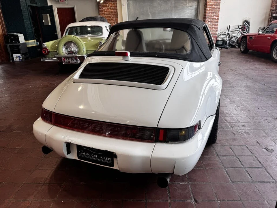 1991 Porsche 964 Carrera 4 - Image 6 of 31