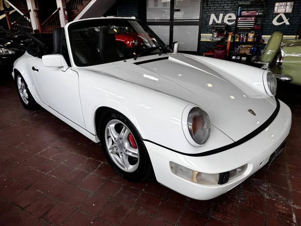 1991 Porsche 964 Carrera 4 - Image 14 of 31