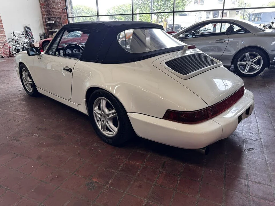 1991 Porsche 964 Carrera 4 - Image 9 of 31