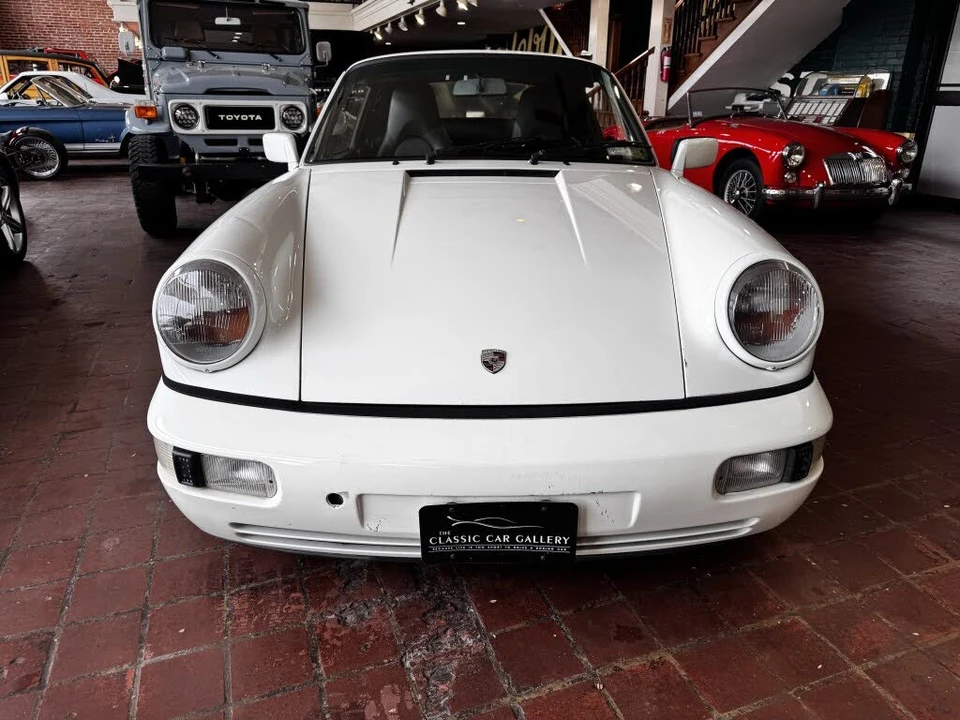 1991 Porsche 964 Carrera 4 - Image 4 of 31