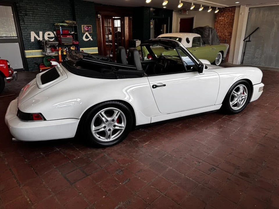 1991 Porsche 964 Carrera 4 - Image 16 of 31