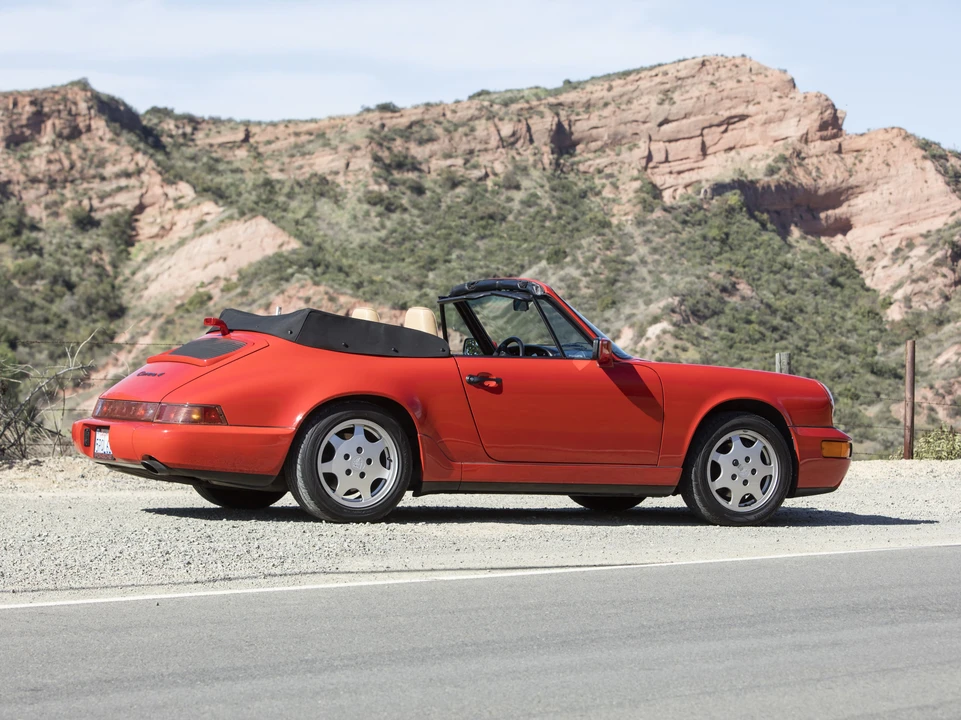 1991 Porsche 964 Carrera 4 - Image 13 of 31